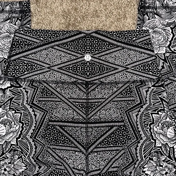 NWOT Lululemon High Rise Wunder Under leggings in Inked Ice - Picture 4 of 9